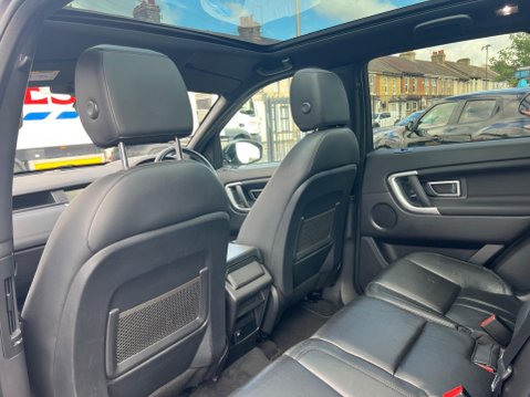 Land Rover Discovery Sport 2.0 TD4 HSE Black Auto 4WD Euro 6 (s/s) 5dr 27