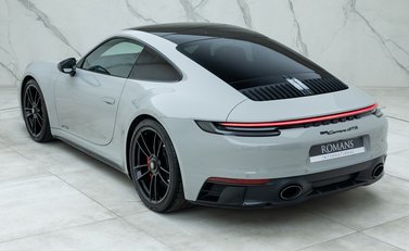Porsche 911 Carrera GTS (992) 9