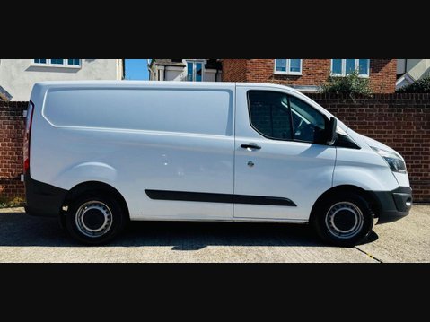 Ford Transit Custom 2.0 TDCi 340 Panel Van 5dr Diesel Manual L1 H1 (172 g/km, 128 bhp) 11