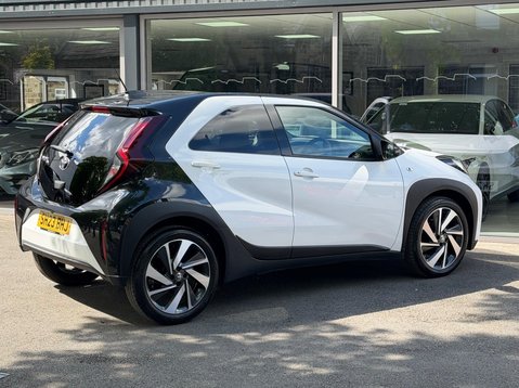 Toyota Aygo X VVT-I EDGE 34