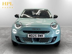 Fiat 600 1.2 MHEV SUV 5dr Petrol Hybrid e-DCT Euro 6 (s/s) (100 ps)