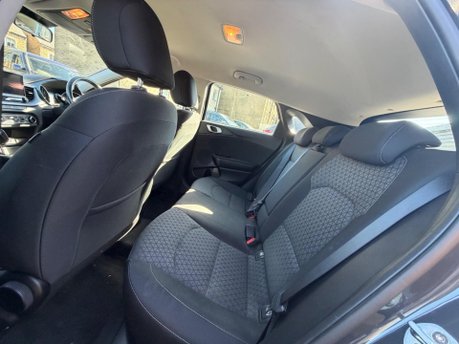 Kia Ceed 2 NAV ISG 11