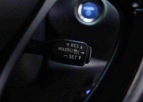 Toyota C-HR 1.8 C-HR Excel HEV CVT 5dr 38