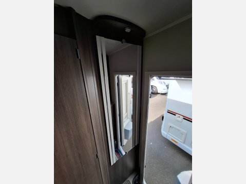 Elddis Majestic 275 24