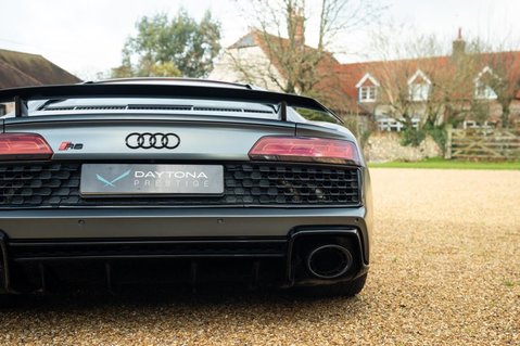 Audi R8 5.2 FSI V10 Decennium Coupe 2dr Petrol S Tronic quattro Euro 6 (s/s) (620 p 12