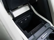 Jaguar F-Pace 5.0 F-PACE SVR AWD Auto 4WD 5dr 38