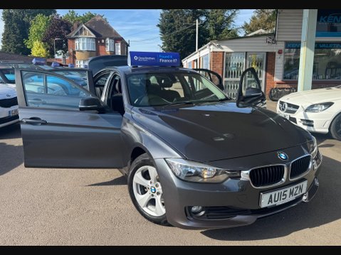 BMW 3 Series 2.0 320d ED EfficientDynamics Auto Euro 5 (s/s) 4dr 32