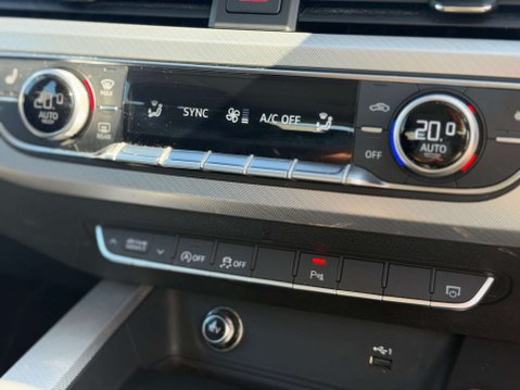 Audi A4 2.0 A4 Sport 30 TDI Semi-Auto 5dr 37