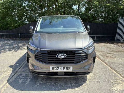 Ford Transit Custom 300 LIMITED L2H1 P/V ECOBLUE 2