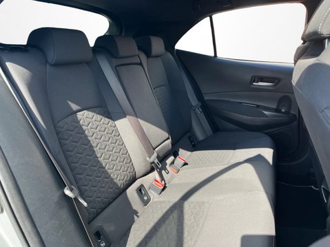 Toyota Corolla 1.8 VVT-i Hybrid Design 5dr CVT 34