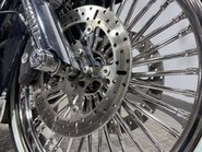 Harley-Davidson Touring 1690 FLHRC ROADKING CLASSIC 2012 TO MANY EXTRAS 21' WHEEL 14