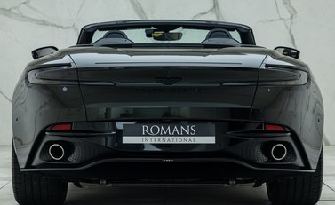 Aston Martin DB11 V8 VOLANTE 11