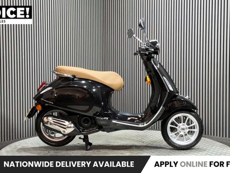 Piaggio Vespa Primavera 2021 ONLY 612 MILES NEW MOT SERVICED 50CC AUTO