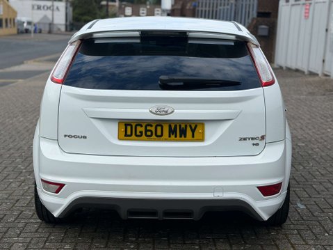 Ford Focus 1.8 Focus Zetec S 125 3dr 4