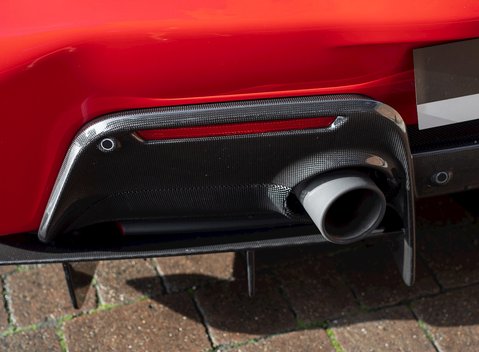 Ferrari 488 Pista 29