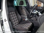 Volkswagen Golf 2.0 Golf GTi Performance TSi Semi-Auto 5dr 8