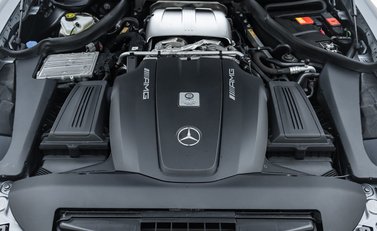 Mercedes-Benz Amg GT S PREMIUM 33