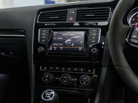 Volkswagen Golf 2.0 TSI BlueMotion Tech R Hatchback 3dr Petrol Manual 4Motion Euro 6 (s/s) 47