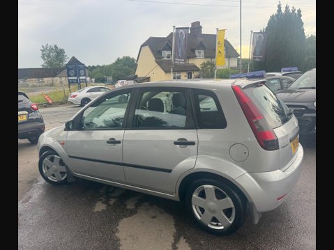 Ford Fiesta 1.4 Flame Limited Edition 5dr 4