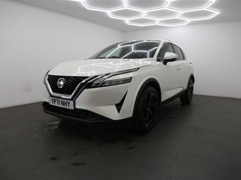 Nissan Qashqai 1.3 DIG-T MHEV Tekna+ XTRON Euro 6 (s/s) 5dr 3