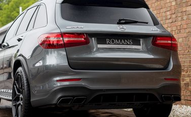 Mercedes-Benz GLC GLC 63 S 4Matic 26