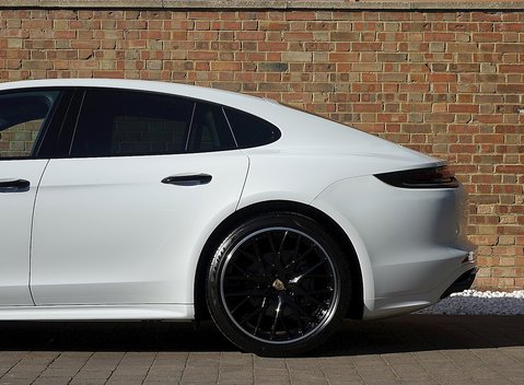Porsche Panamera 4S 19