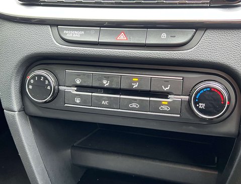 Kia Xceed 1.0 XCeed Connect ISG 5dr 34
