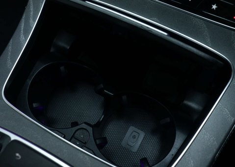 Mercedes-Benz E Class 2.0 E300h MHEV AMG Line Night Edition (Premium Plus) Coupe 2dr Petrol Hybri 29