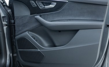 Audi SQ7 TFSI V8 Vorsprung 22