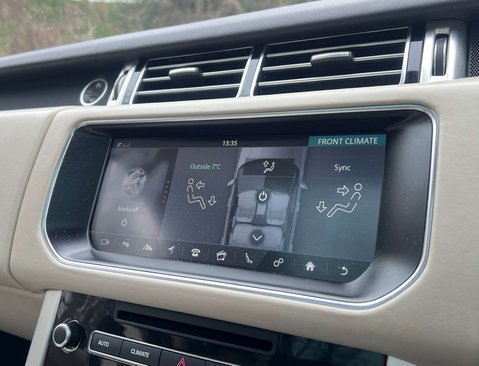 Land Rover Range Rover 3.0 Range Rover Vogue TDV6 Auto 4WD 5dr 23