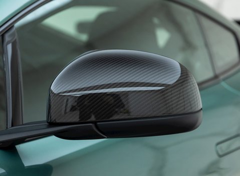 Aston Martin Vantage GT8 23