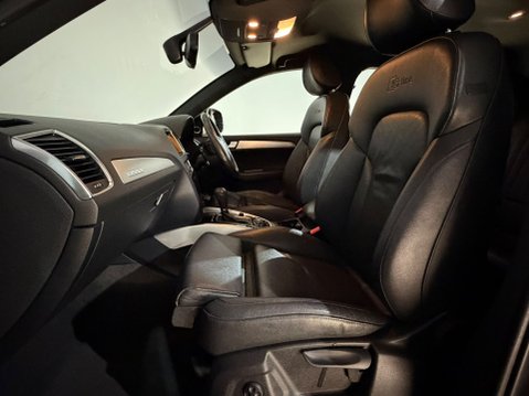 Audi Q5 TDI QUATTRO S LINE 18