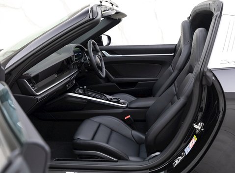 Porsche 911 (992) Targa 4 15