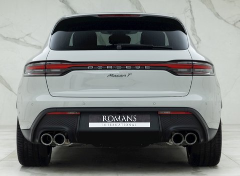Porsche Macan T 5