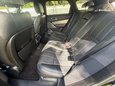 Land Rover Range Rover Velar R-DYNAMIC SE 40