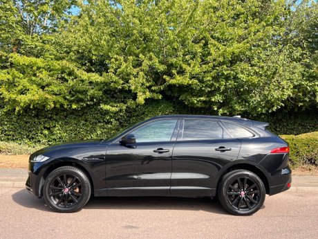 Jaguar F-Pace 2.0 D180 Chequered Flag Auto AWD Euro 6 (s/s) 5dr 69