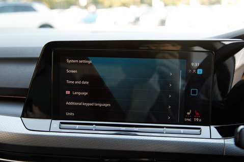 Volkswagen Golf ACTIVE TSI 27