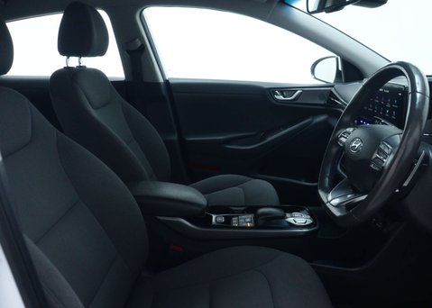 Hyundai IONIQ IONIQ Premium BEV 5dr 45