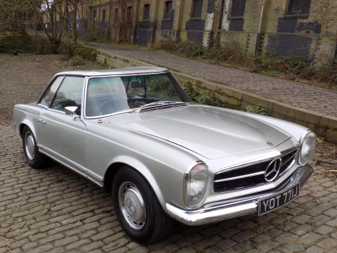 Mercedes-Benz SL Series 280 SL Pagoda (W113) 1