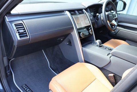 Land Rover Discovery D350 COMMERCIAL DYNAMIC HSE WITH VINTAGE TAN SVR SEATS MATT PPF 21
