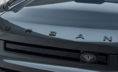 Land Rover Defender 90 V8 P525 32