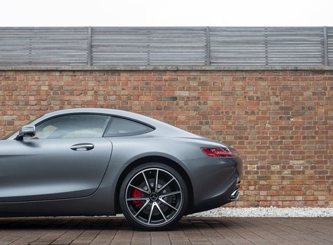 Mercedes-Benz Amg GT GT S 25