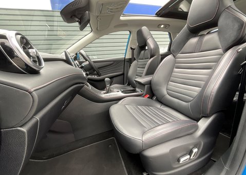 MG HS 1.5 T-GDI EXCLUSIVE 16