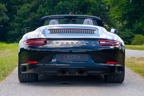 Porsche 911 Carrera GTS PDK 21