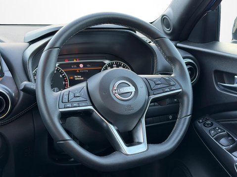 Nissan Juke 1.0 DiG-T 114 N-Connecta 5dr DCT 17