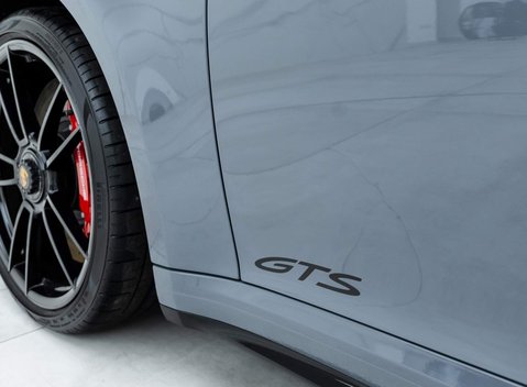 Porsche 911 Targa 4 GTS (992) 32