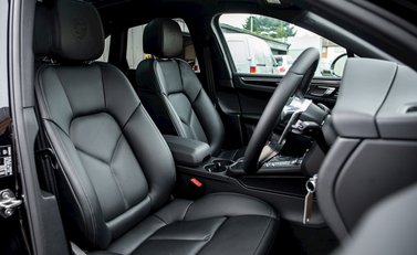 Porsche Macan S Diesel 12
