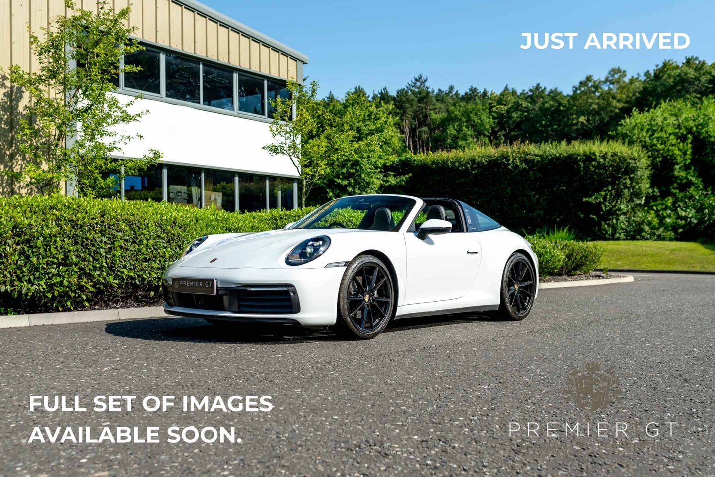 2023 (72) Porsche 911 TARGA 4 P...