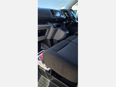 Peugeot Expert POFESSIONAL PREMIUM 1000 L2 H1 1.5 HDI 100ps EU6 11