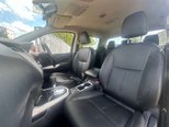 Nissan Navara 2.3 dCi Tekna Pickup Double Cab 4dr Diesel Auto 4WD Euro 6 (190 ps) 23